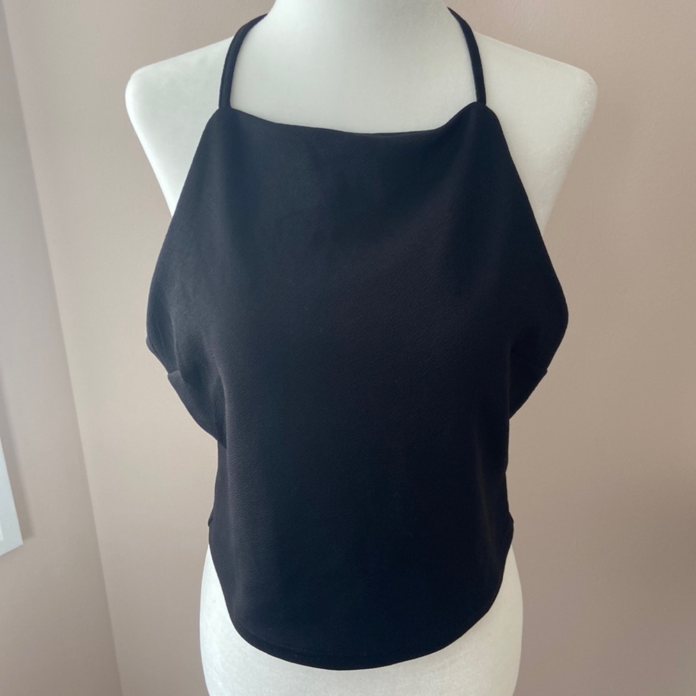 𝅺ARDENE l Black Halter Crop